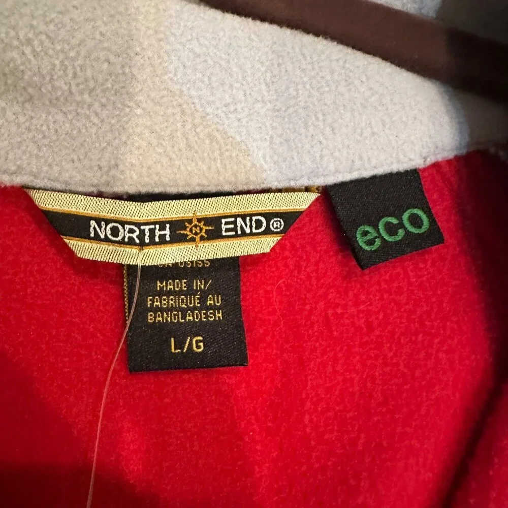 NORTH END MENS LARGE RED AND GRAY FLEECE JACKET NEW 3/4 ZIP